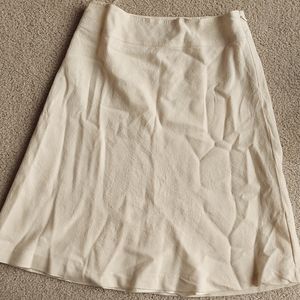 Banana Republic Eggshell Color Below the Knee Skirt Size 4